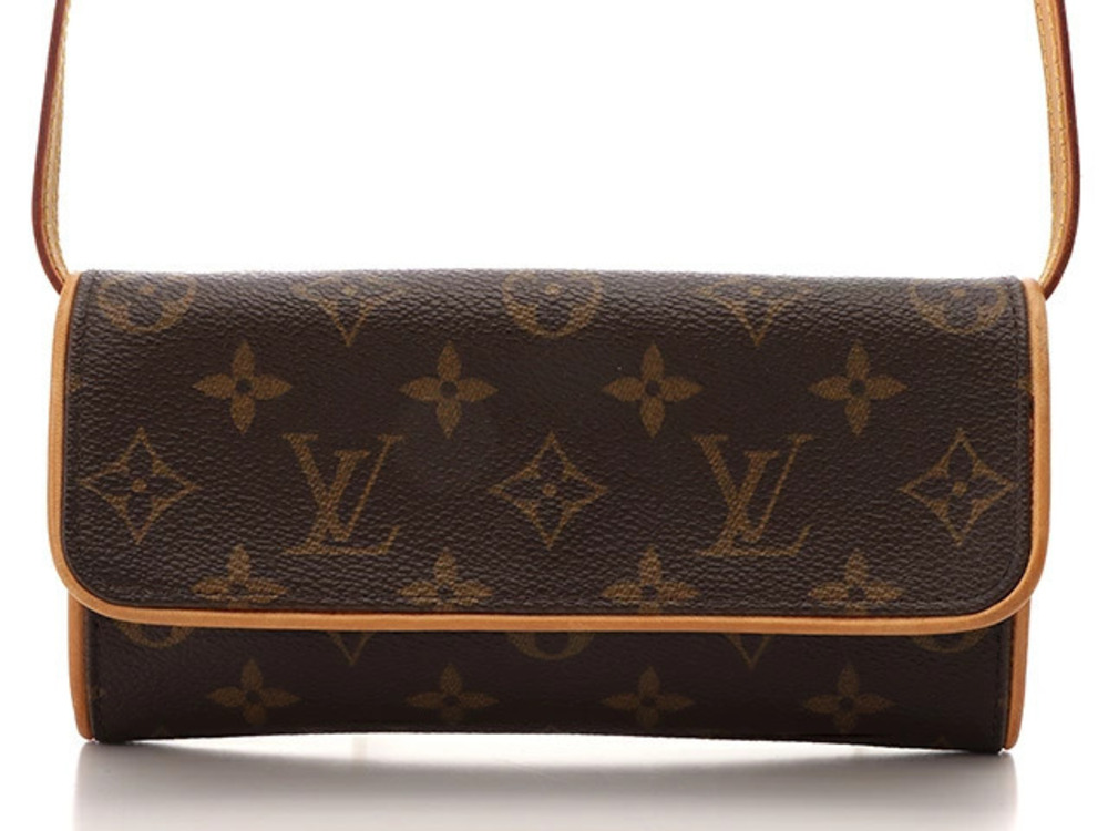 LOUIS VUITTON Pochette Twin Monogram